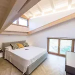 Nuova Luxury Chaligne Apartment *