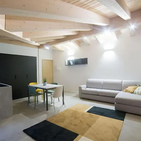 Nuova Luxury Chaligne Apartamento Aosta